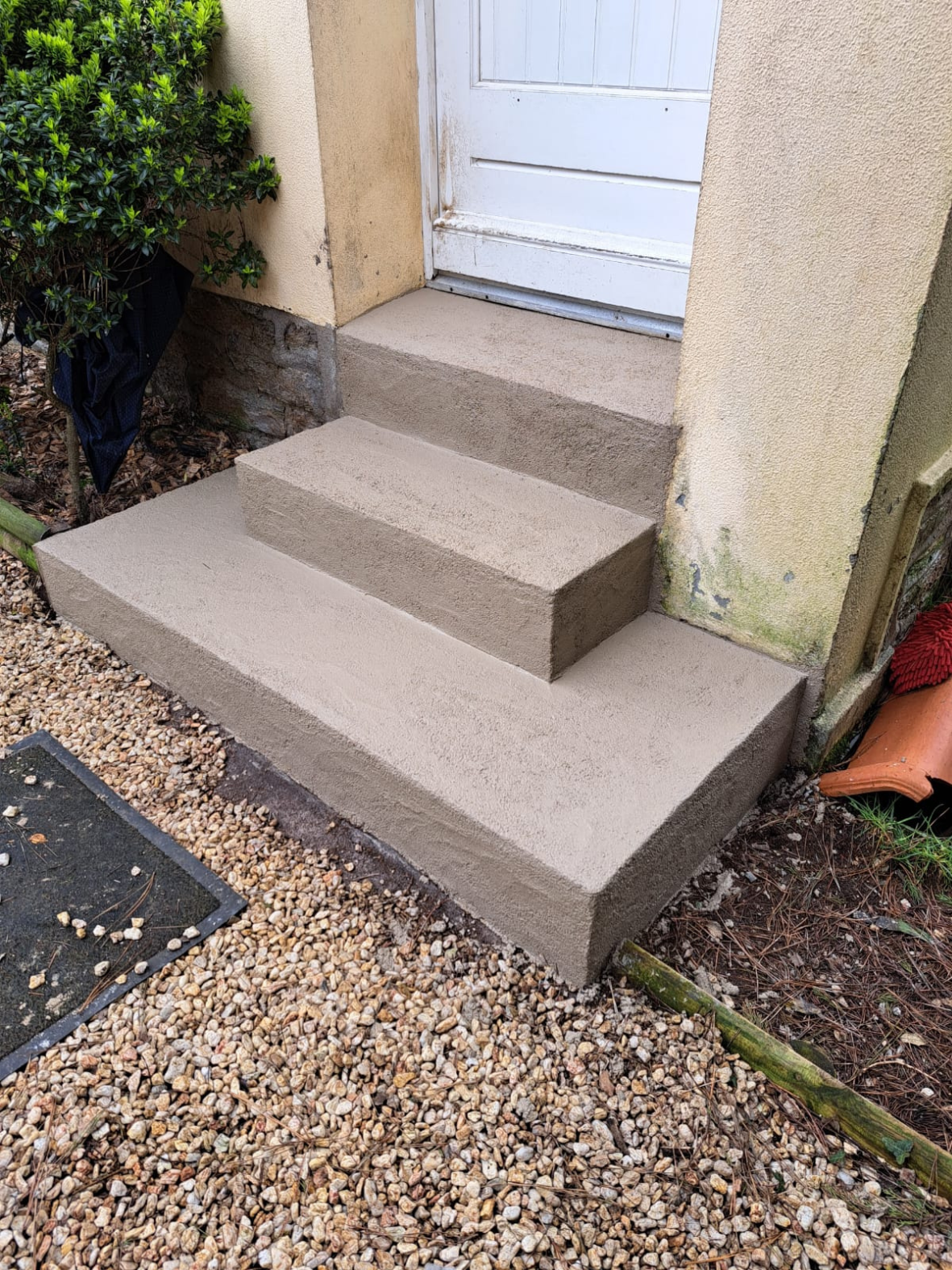 Transformation escalier extérieur par les Services Grizaut (44)